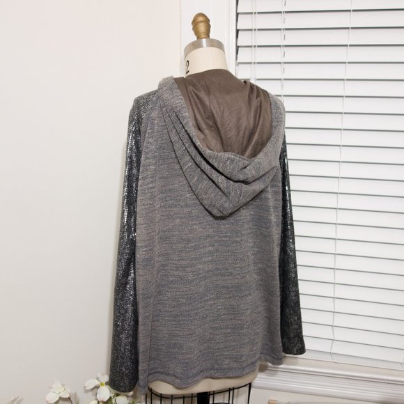 Hem & Thread - Picture 4 of 5